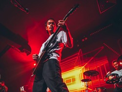 Reaksi Lukman Soal Lagu Peterpan 'Semua Tentang Kita' Kerap Dipakai Nyetem Gitar
