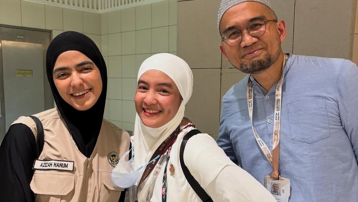 Momen Intan Nuraini Naik Haji