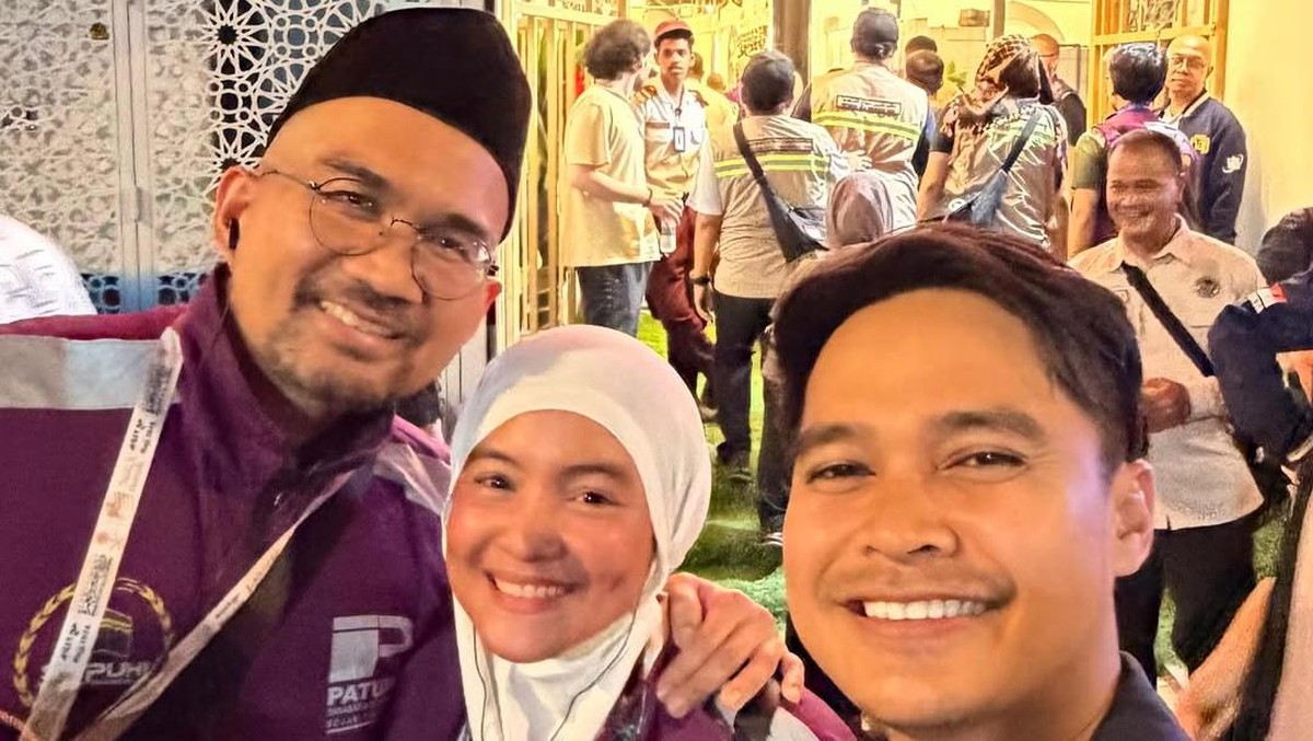 Momen Intan Nuraini Naik Haji