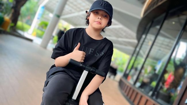 Adik Sambung Al El Dul, 7 Potret Muhammad Ali Anak Ahmad Dhani dan Mulan Jameela Ultah ke-10