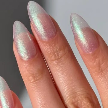 5 Warna Kuku yang Lagi Hits di Bulan Juni, Cocok untuk Summer Vibes