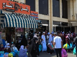 Jelang Pulang, Jemaah Haji Berburu Oleh-oleh di Tanah Abang-nya Makkah