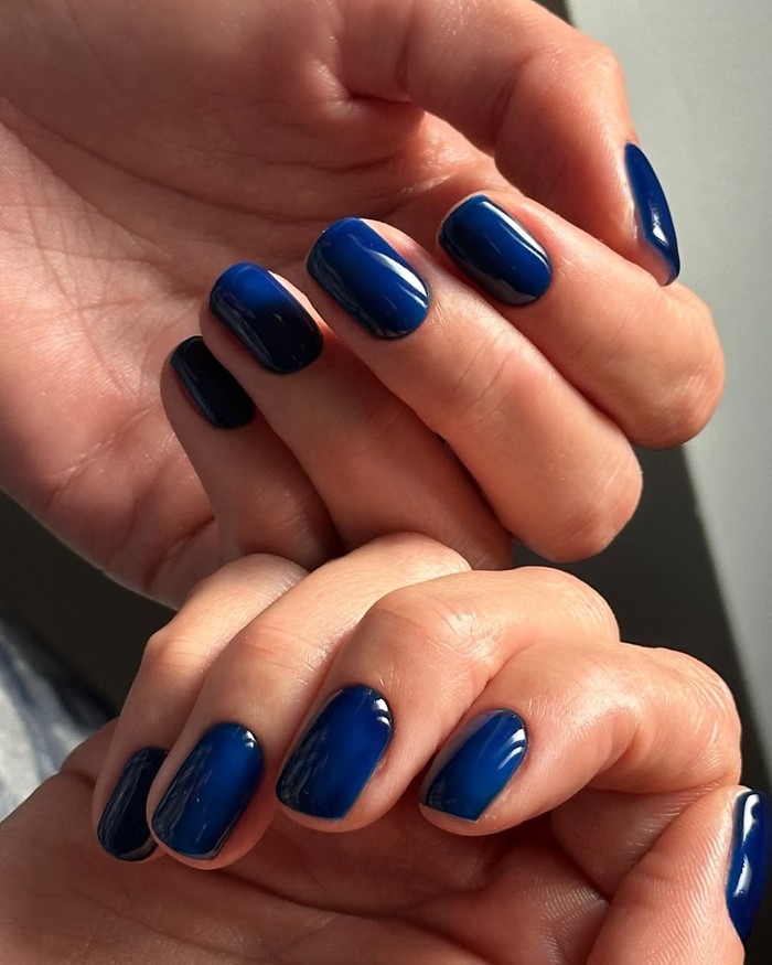 Brilliant Blue, Biru Cerah yang Segar dan Berani/ Foto: instagram.com/nailchark