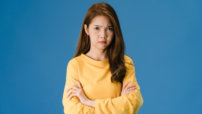 4 Cara Mengenali Orang yang Suka Berbohong dari Ucapannya