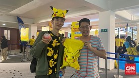Tokoh animasi Pokemon jadi primadona pengunjung Indonesia Open 2026 terutama dari kalangan bapak-bapak. (CNNIndonesia.com/Muhammad Ikhwanuddin)