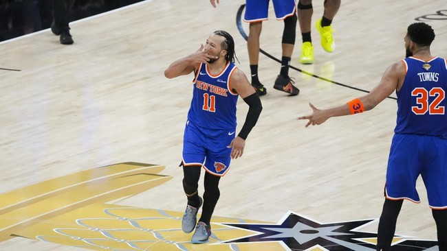 FOTO: Knicks Unggul 2-0 Atas Spurs di Final NBA 2026