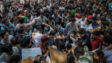 Menteri Pendidikan India Mundur Buntut Demo Besar Partai Kecoak