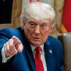 Presiden Amerika Serikat Donald Trump membuka kemungkinan melancarkan serangan baru ke Iran dalam waktu dekat.