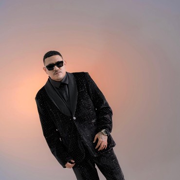Musik Timur Makin Mendunia, Toton Caribo Buka Babak Baru Lewat Single 'CEO'