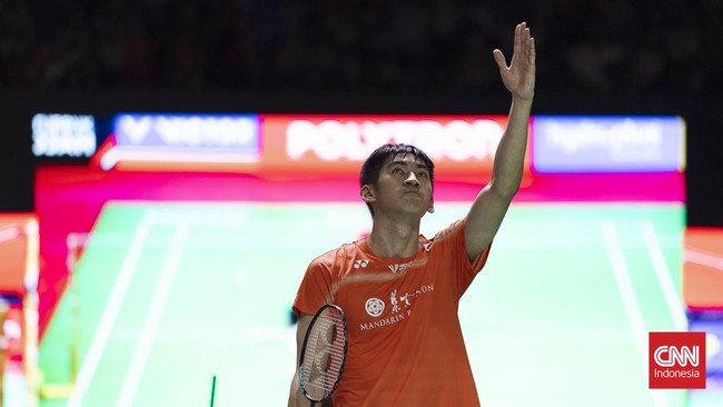 Pebulu tangkis tunggal putra Kanada, Victor Lai, berhasil melangkah ke partai final Polytron Indonesia Open 2026 setelah menaklukkan wakil Taiwan, Chou Tien Chen, pada babak semifinal yang berlangsung di Istora Senayan, Jakarta, Sabtu (6/6/2026). (CN