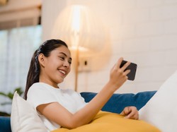 8 Kebiasaan Sehari-hari yang Diam-diam Bikin Kulit Kusam