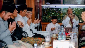 Pengurus dan sesepuh NU berdoa bersama menjelang gelaran Musyawarah Nasional (Munas) Alim Ulama dan Konferensi Besar (Konbes) NU 2026.