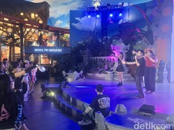 Keseruan K-Popers Noraebang dan Random Play Dance di Trans Studio Bali