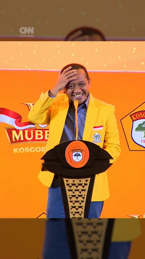 Momen Bahlil Tepok Jidat Lagu My LIttle Bolu Ketan Diputar saat Mau Pidato