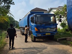 Polres Banyuasin Amankan 3 Truk Tangki Diduga Angkut BBM Ilegal