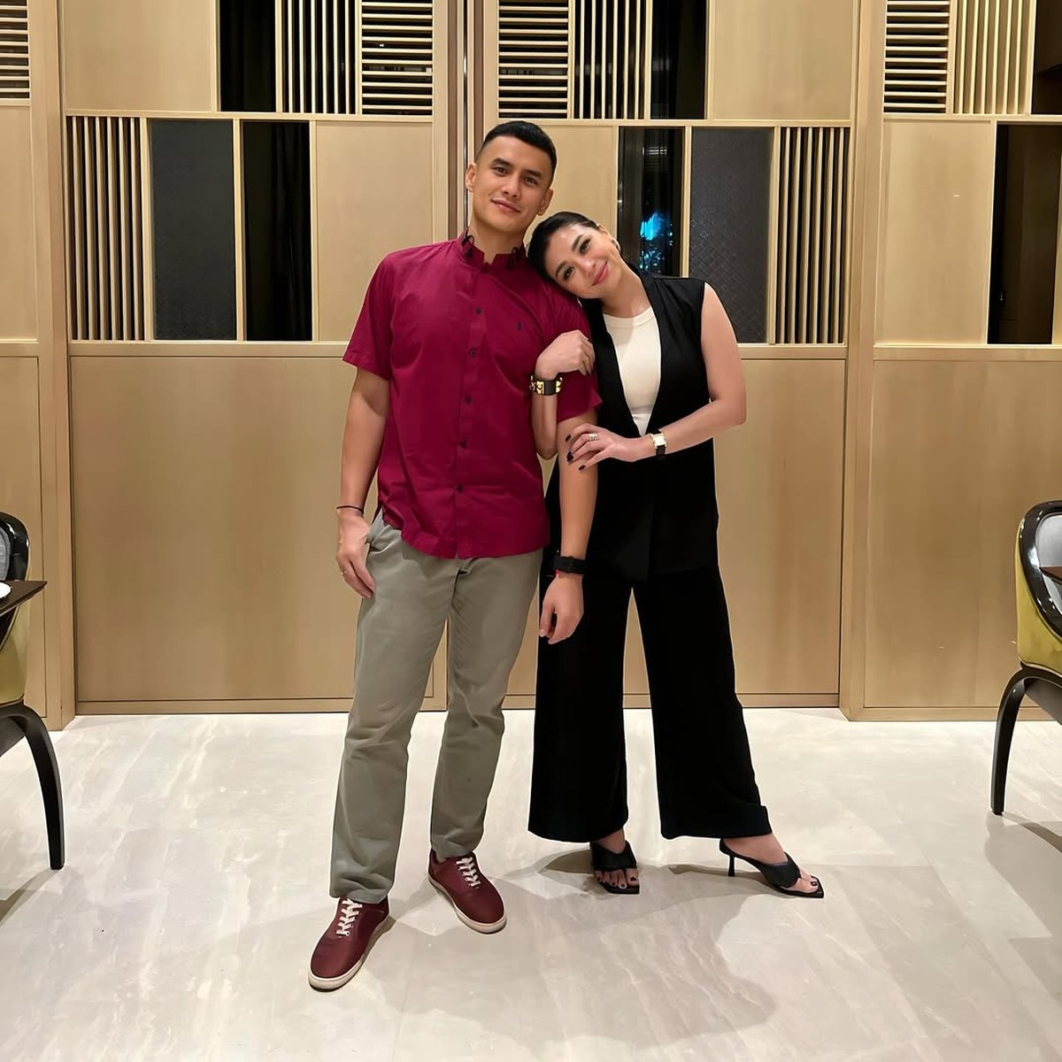 Choky Sitohang dan Istri