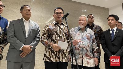 Menteri Perdagangan (Mendag) Budi Santoso alias Busan resmi menerbitkan Peraturan Menteri Perdagangan (Permendag) terkait ekspor minyak sawit mentah (crude palm oil/CPO), batu bara, dan paduan besi (f
