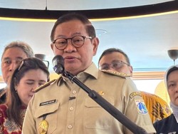 Pramono Pastikan Tarif Transjabodetabek Naik,  Angkanya Segera Diputuskan