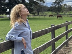 Nicole Kidman Pamer Rambut Aslinya, Selama Ini Pakai Wig