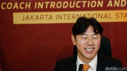 Erick Thohir Tanggapi Kedatangan Shin Tae-yong ke Persija