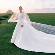 Supermodel Ming Xi Menikah di Biara Ikonis Prancis, Intip Detail Pernikahan Bak Putri Kerajaan