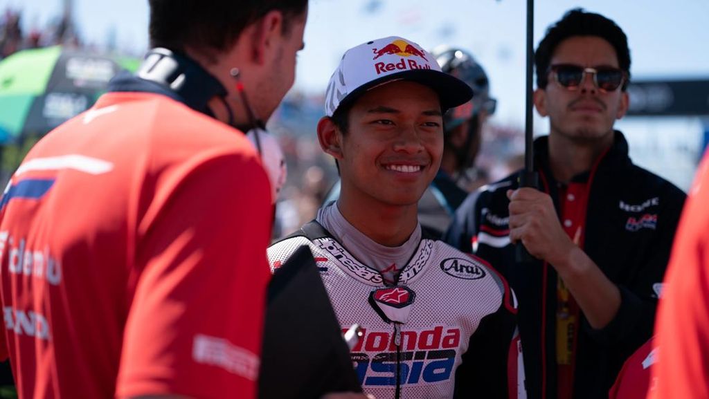 Penjelasan Sanksi yang Jerat Veda Ega-Hakim Danish di Moto3 Ceko 2026