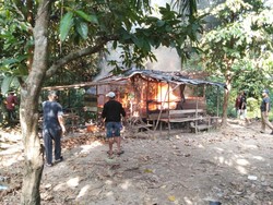 Dua Pondok Diduga Tempat Pesta Sabu di Muratara Dibongkar-Dibakar Warga