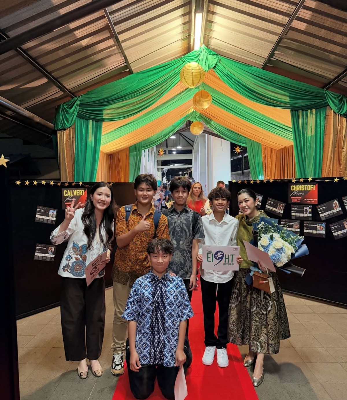 Wisuda Airlangga Anak Ibas Yudhoyono dan Aliya Rajasa