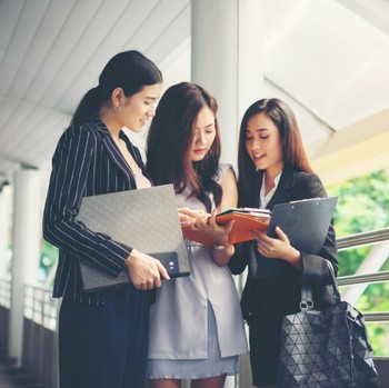 10 Istilah Kampus yang Wajib Diketahui oleh Mahasiswa Baru, dari SKS hingga IPK!