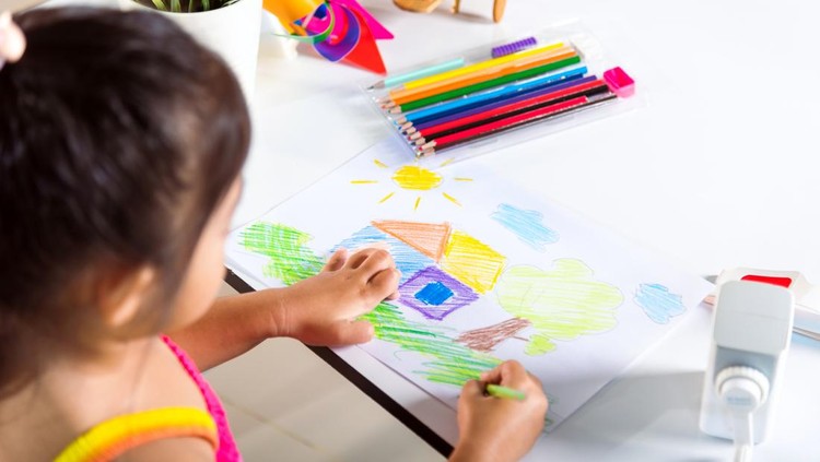 7 Ilustrasi Gambar Pemandangan Gunung untuk Diwarnai Anak SD