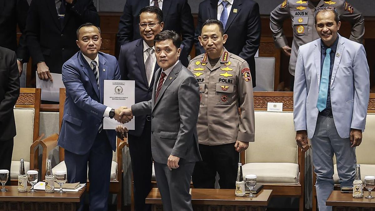 Koalisi Sipil Tolak Pengesahan Kilat RUU Polri di DPR