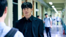 Teach You a Lesson Kim Moo-Yul as Na Hwa-jin in Teach You a Lesson. Cr. Kim Ji-yeon/Netflix © 2026