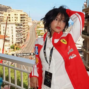 Fuji Diduga Punya Pacar Baru, Pamer Kemesraan Nonton F1 di Monaco