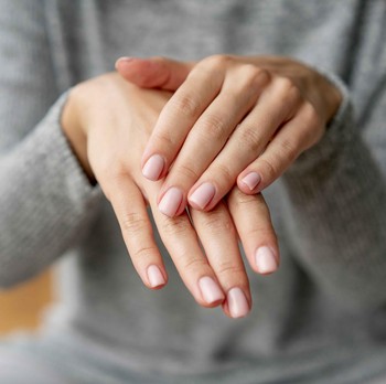 Mengenal Japanese Manicure, Tren Kuku Sehat dan Berkilau yang Lagi Viral