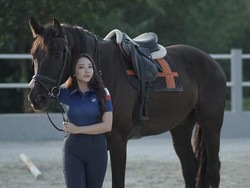 Bukan Sekadar Hobi, Manda Cello Masih Simpan Ambisi Besar di Olahraga Berkuda