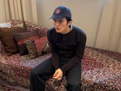 8 Potret Terbaru Mark Lee, Obati Rindu Fans Usai Tinggalkan NCT dan SM Entertainment