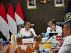 25 WNA Fotografer Ilegal Dideportasi, Menimipas: Lindungi Pekerja Kreatif Lokal