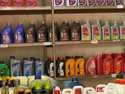 Curhat Bengkel Kecil, Harga Oli Motor Lompat Gila-gilaan