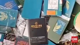Imigrasi Sebut Paspor Viral Berserakan di BSD Kedaluarsa-Hanya Sampul