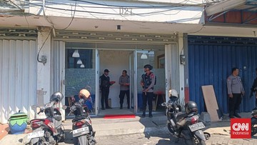 Polri Geledah Kantor Kontraktor Surabaya Kasus Pabrik Gula A