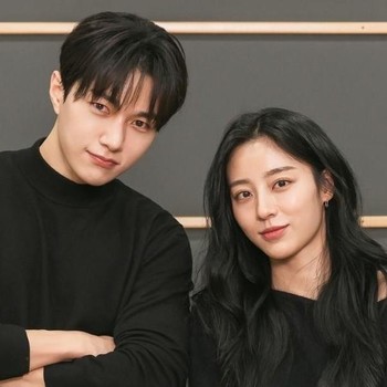 Kim Myung Soo dan Kang Min Ah Tampil Serasi di Pembacaan Naskah Drakor Love in Sync
