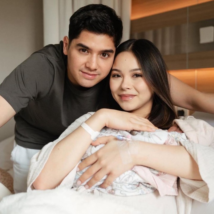 <p>Artis Alyssa Daguise kini tengah disibukkan dengan perannya sebagai Bunda dari satu anak. Seperti diketahui, istri Al Ghazali ini melahirkan anak pertamanya pada Minggu (10/5/2026) di JWCC Asih, Kebayoran Baru, Jakarta Selatan. (Foto: Instagram @alyssadaguise)</p>