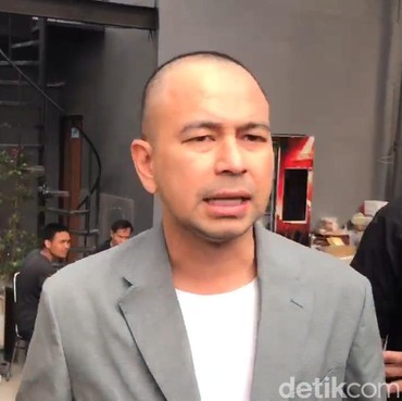 Lunasi Utang-Renovasi Apartemen, Raffi Ahmad Tepati Janji Bantu Ibunda Julia Perez