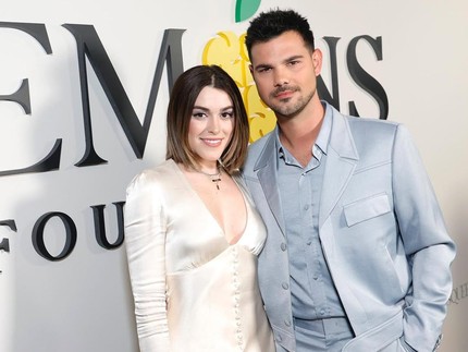 Pemeran Jacob di Trilogi Twilight Umumkan Gender Anak Pertama, Intim & Penuh Haru