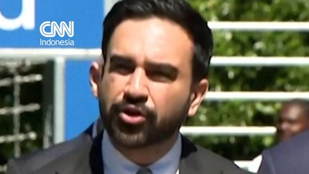 Wali Kota New York Zohran Mamdani mengumumkan pada Senin (8/6) akan menggelar acara nonton bareng gratis untuk final Piala Dunia 2026 di Central Park dengan kapasitas 50 ribu penonton.