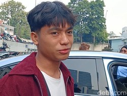 Betrand Peto Fokus Selesaikan S1 dan Peluang Lanjut S2 Hukum