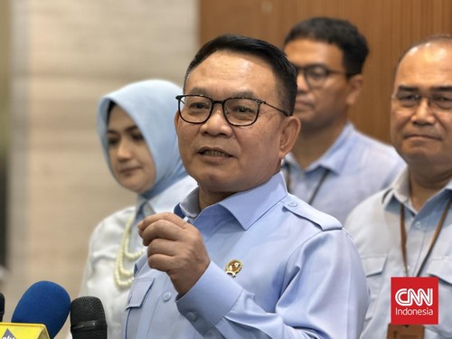 Kepala Staf Kepresidenan RI Jenderal Purn Dudung Abdurachman buka suara soal kericuhan saat peringatan Hari Damai Aceh ke-21 beberapa waktu lalu.