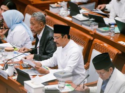 Raker dengan DPR, Kemensos Demonstrasikan Sistem Digitalisasi Bansos