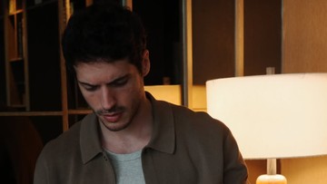 Berita Viral Selebriti dari InsertLive : Sosok Mathis Molinie Chef Bule Viral Diduga Dekat dengan Raisa