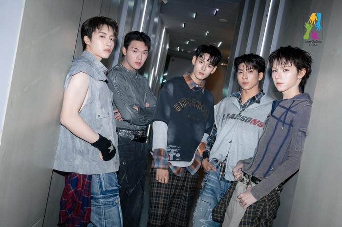 Mengenal PERSES boy group asal Thailand